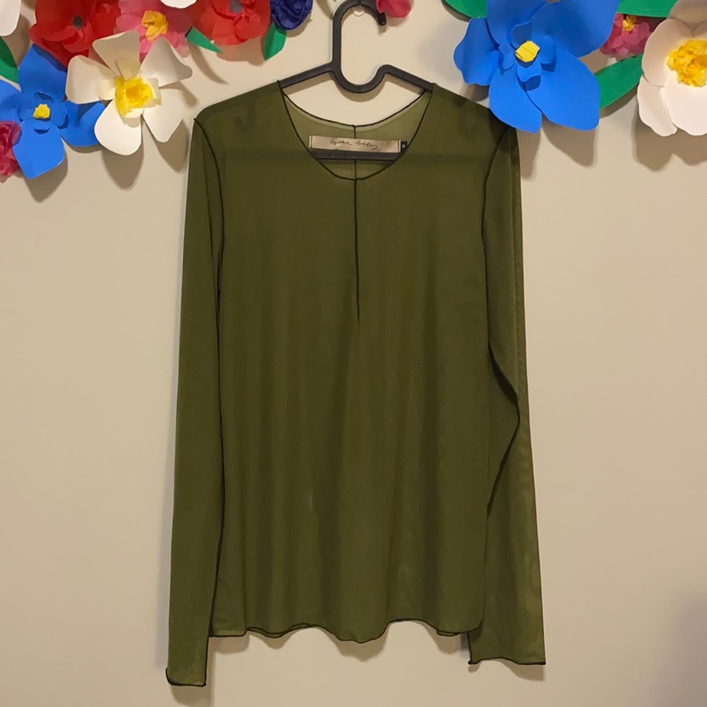 Cynthia Ashby NWOT✨ essential mesh top M green